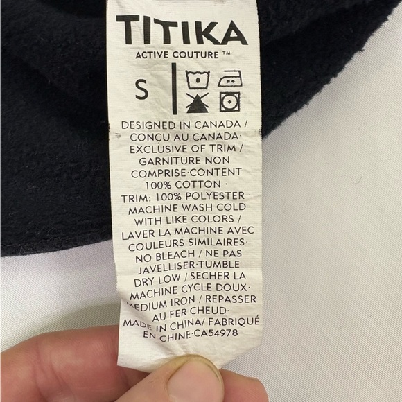 Titika Active Couture Women’s Small Black Fringe - Picture 10 of 11